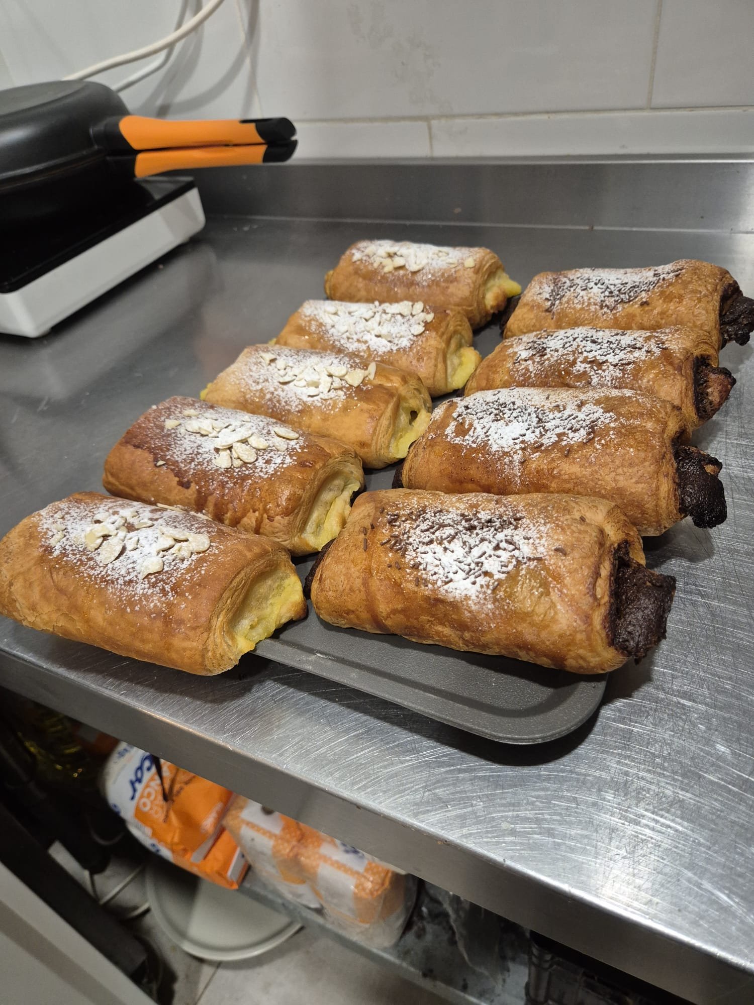 Bollería horneada en bandeja