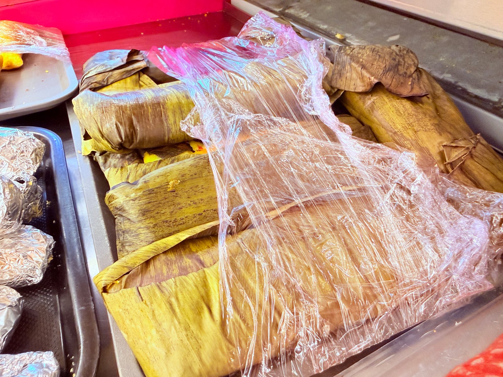 Pastelería variada preparada para servir